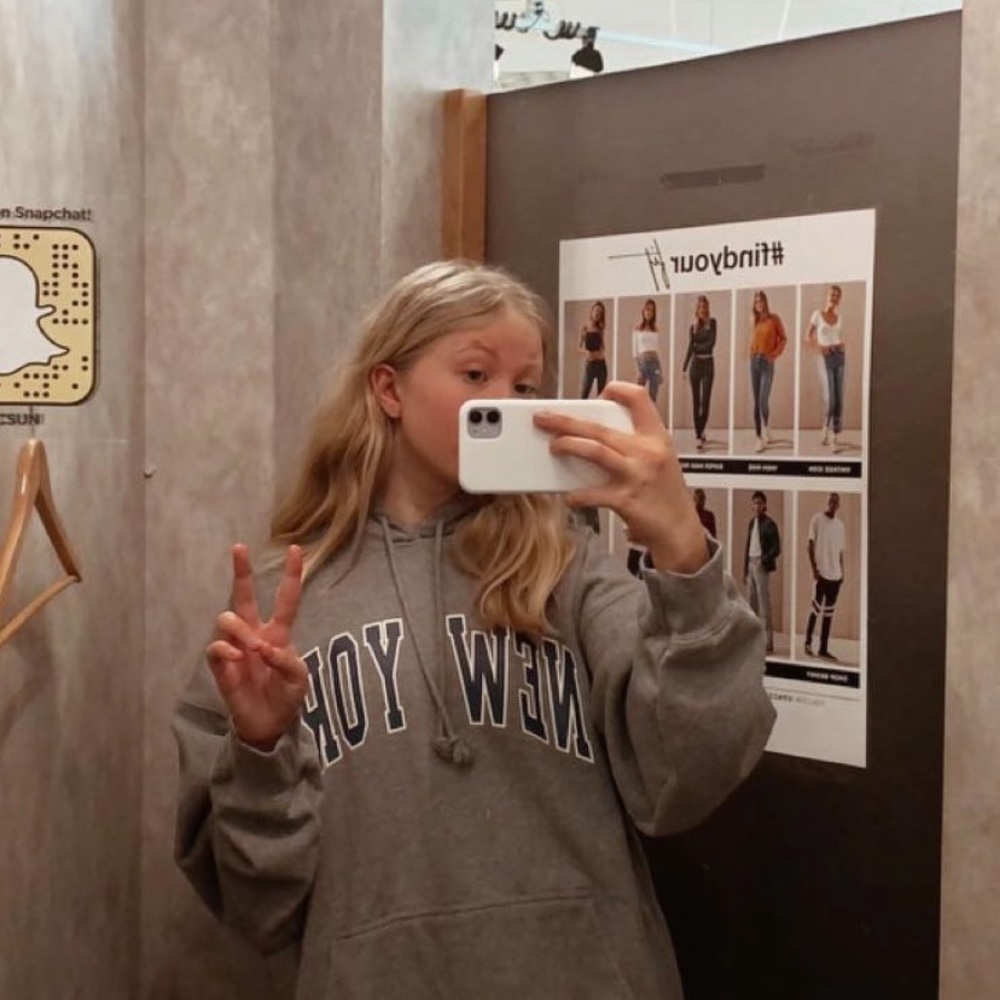 Meet your Posher, Sofia